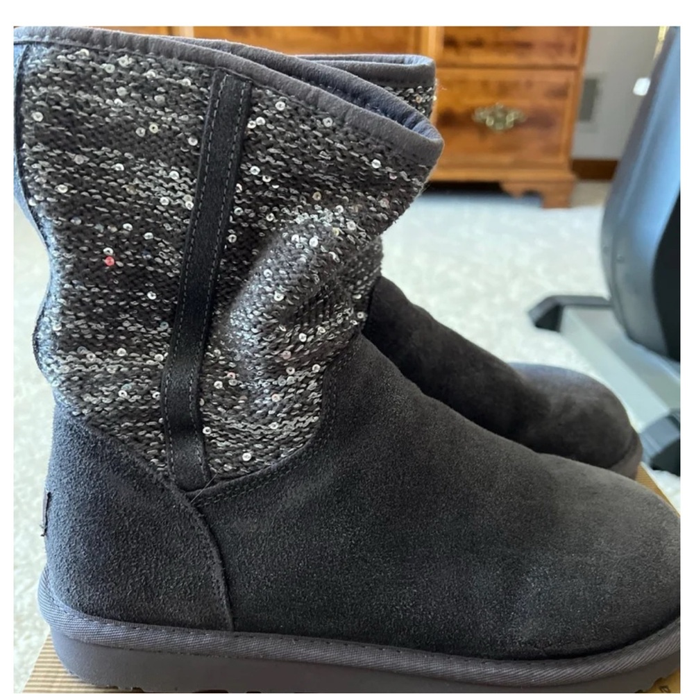 Ugg Lyla Sequin Boot Size 8 - image 2